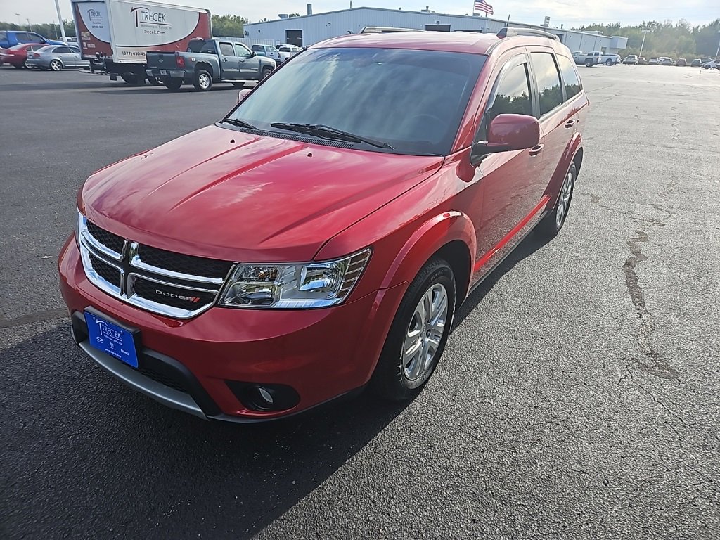 Used 2019 Dodge Journey SE image 3