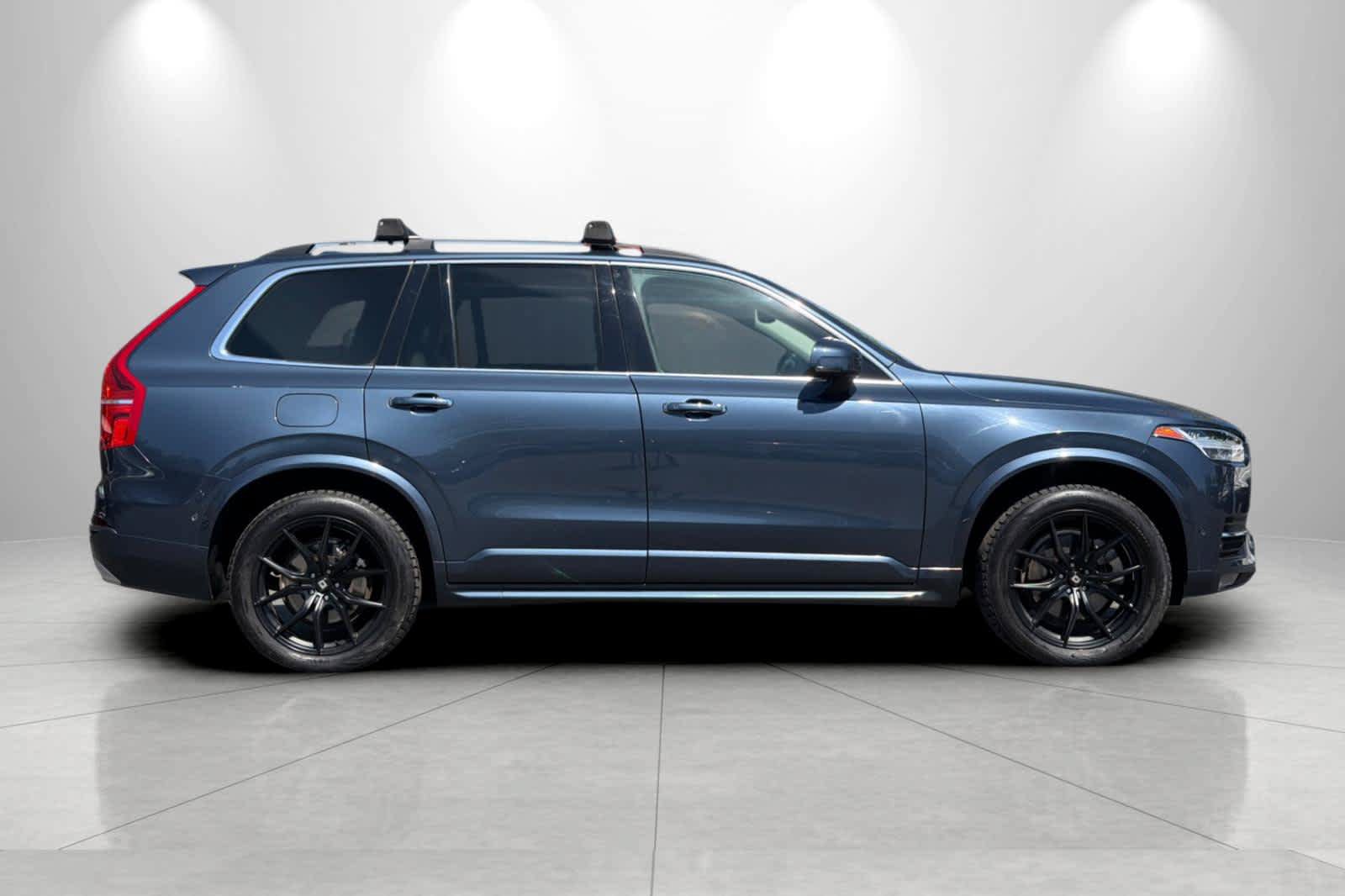 Used 2019 Volvo XC90 T6 Momentum w/ Advanced Package AWD/4WD image 8