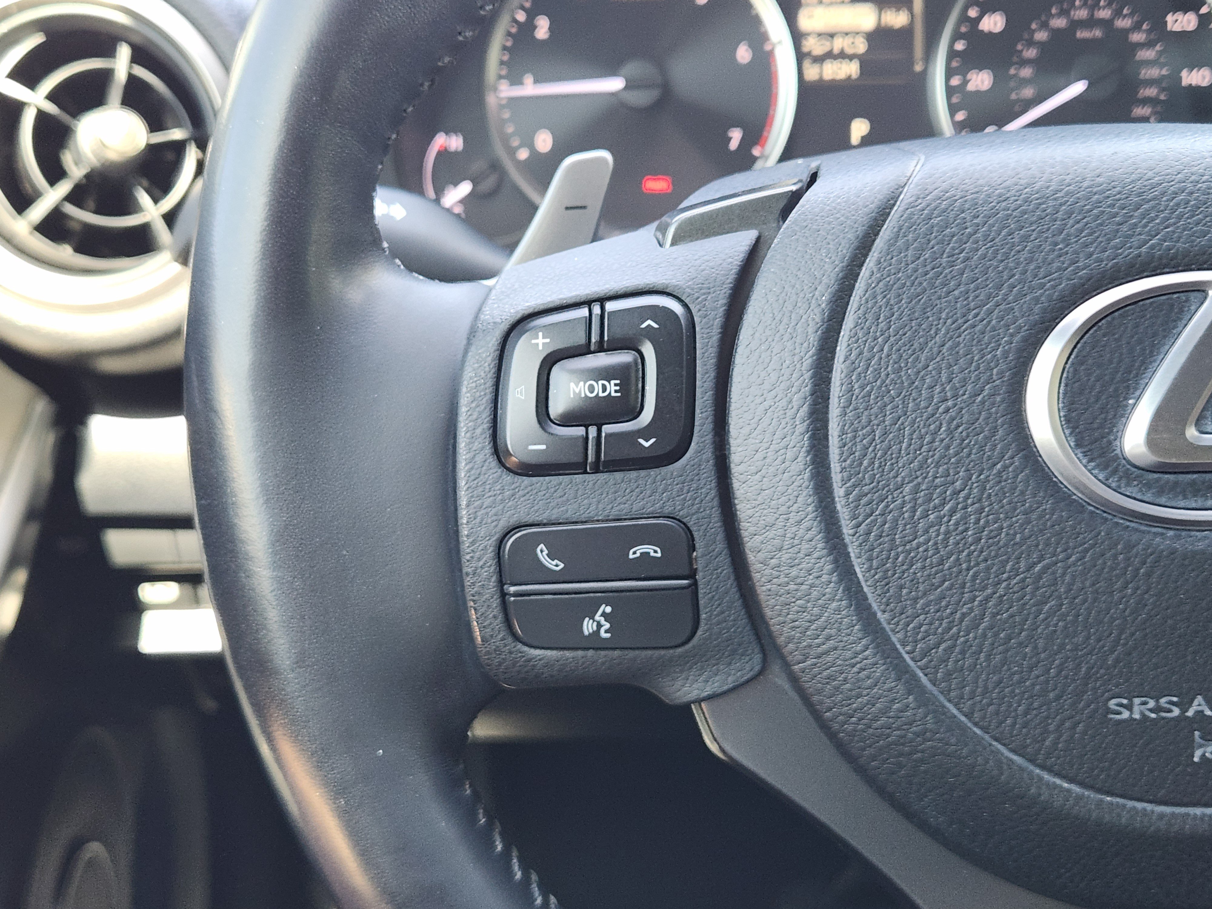 Used 2022 Lexus IS 300 w/ Premium Package RWD image 35