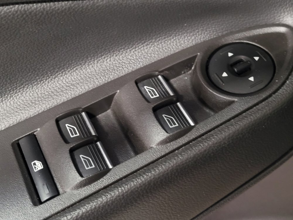 Used 2018 Ford Escape Titanium w/ Ford Safe & Smart Package image 27