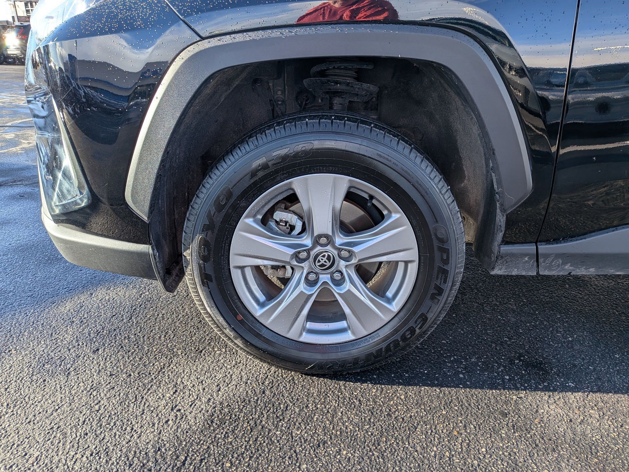 Used 2025 Toyota RAV4 XLE image 14