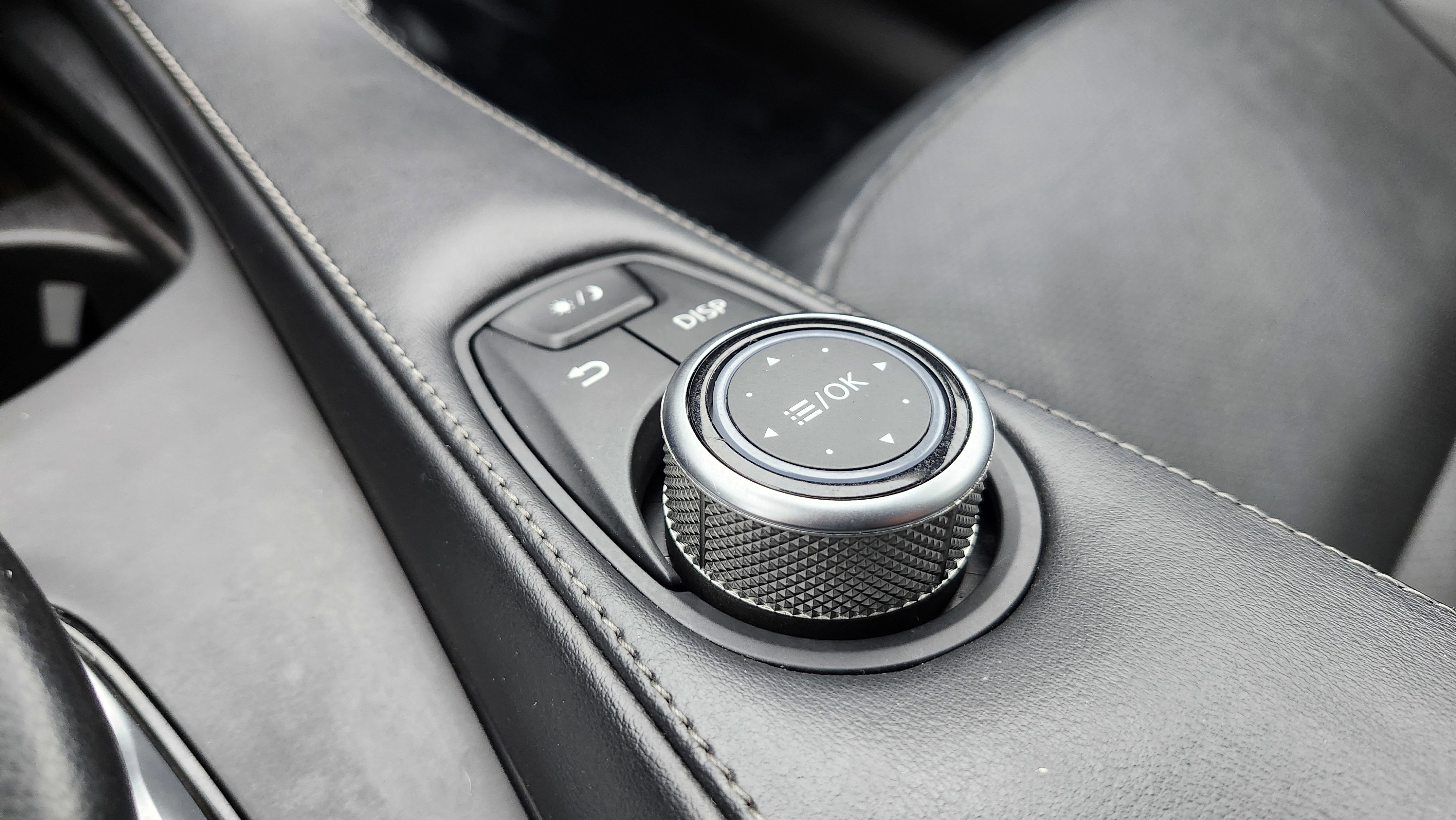 Used 2022 INFINITI QX50 Luxe image 11