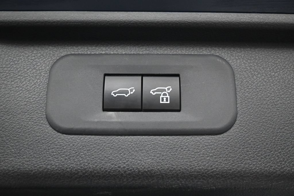 Certified 2024 Toyota Grand Highlander AWD image 36