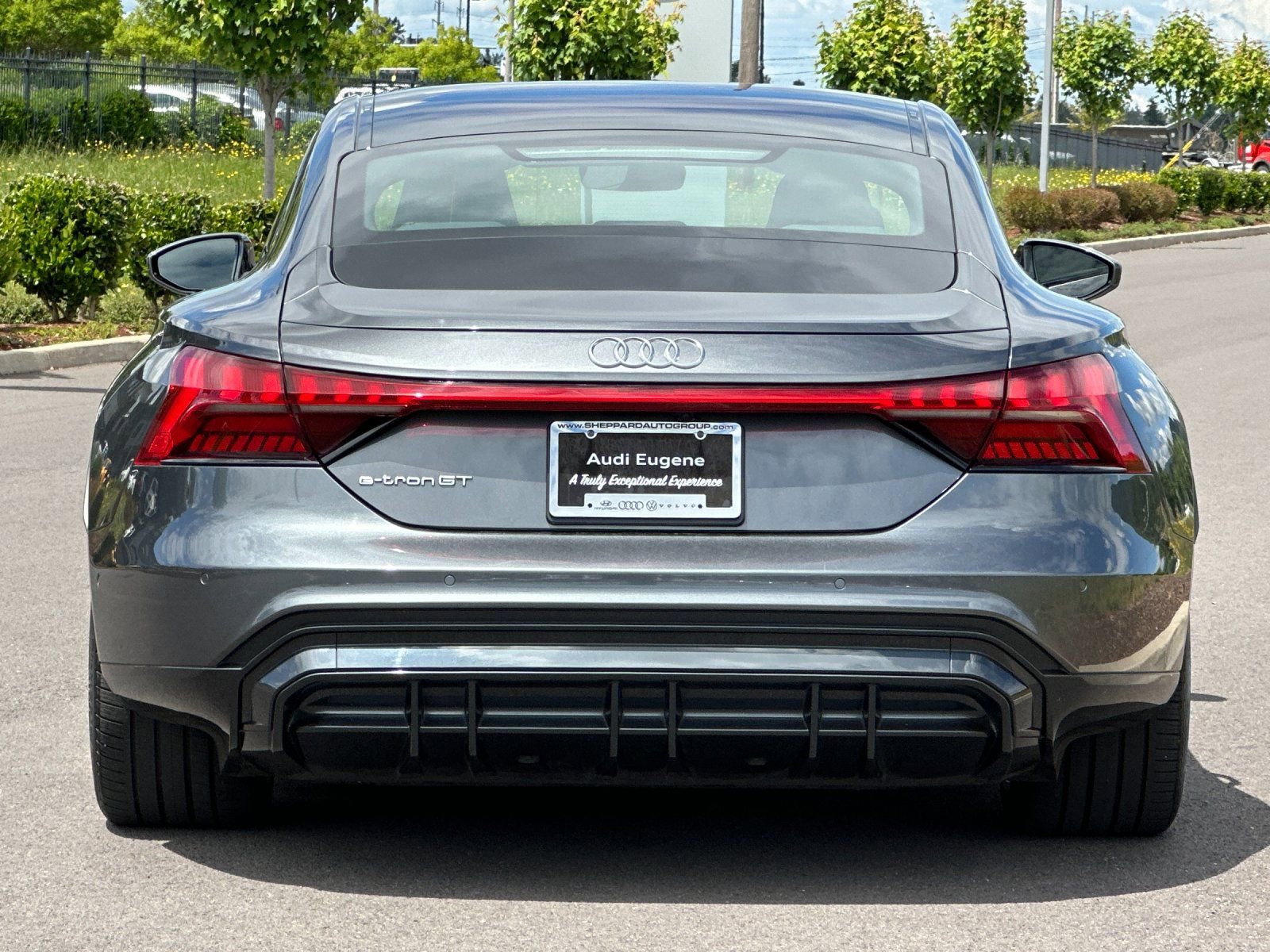 Used 2023 Audi e-tron GT Prestige w/ Prestige Package AWD/4WD image 4