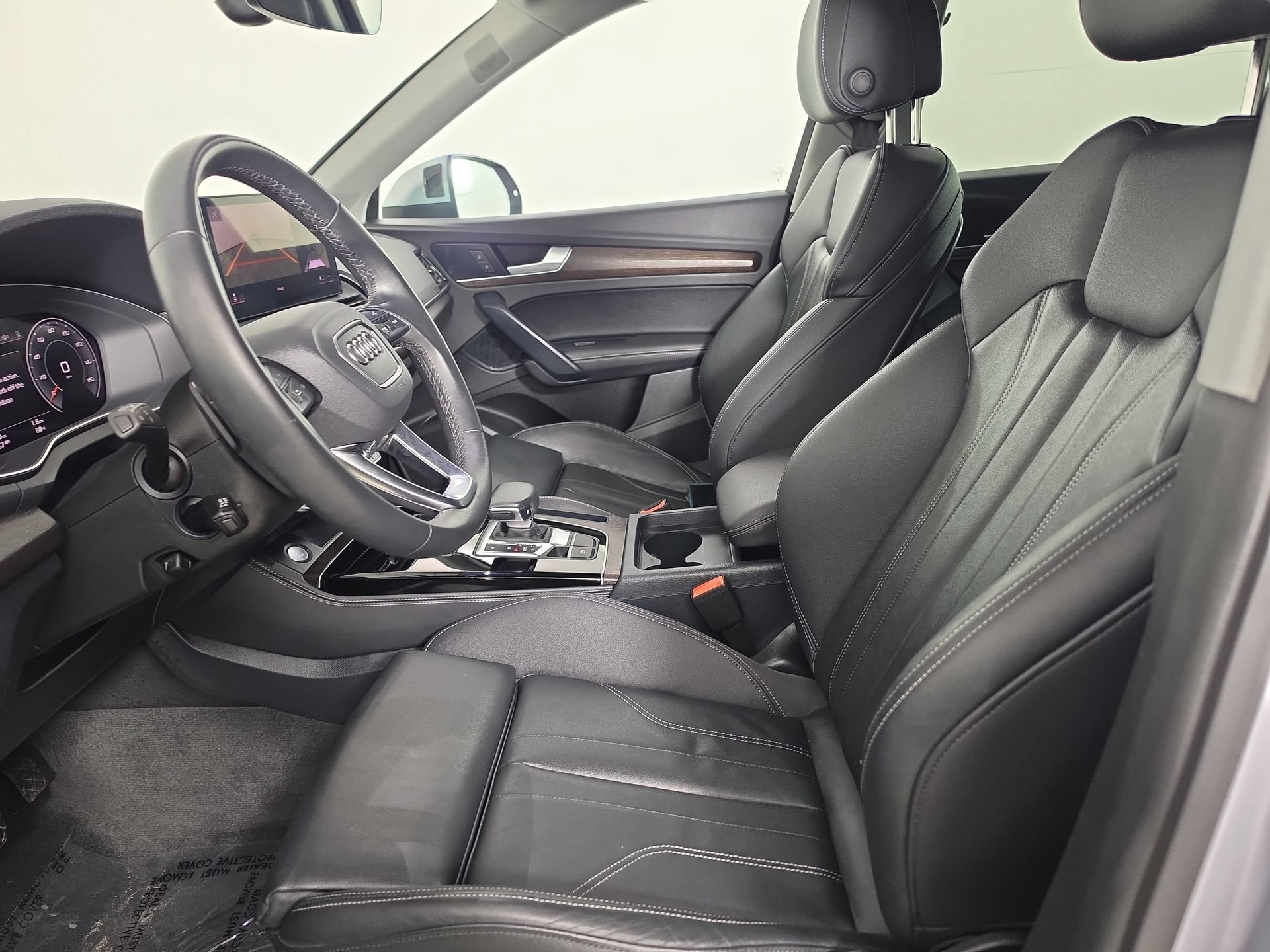 Used 2024 Audi Q5 2.0T Premium Plus w/ Premium Plus Package AWD/4WD image 16