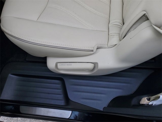 Used 2020 INFINITI QX60 Luxe w/ Essential Package image 14