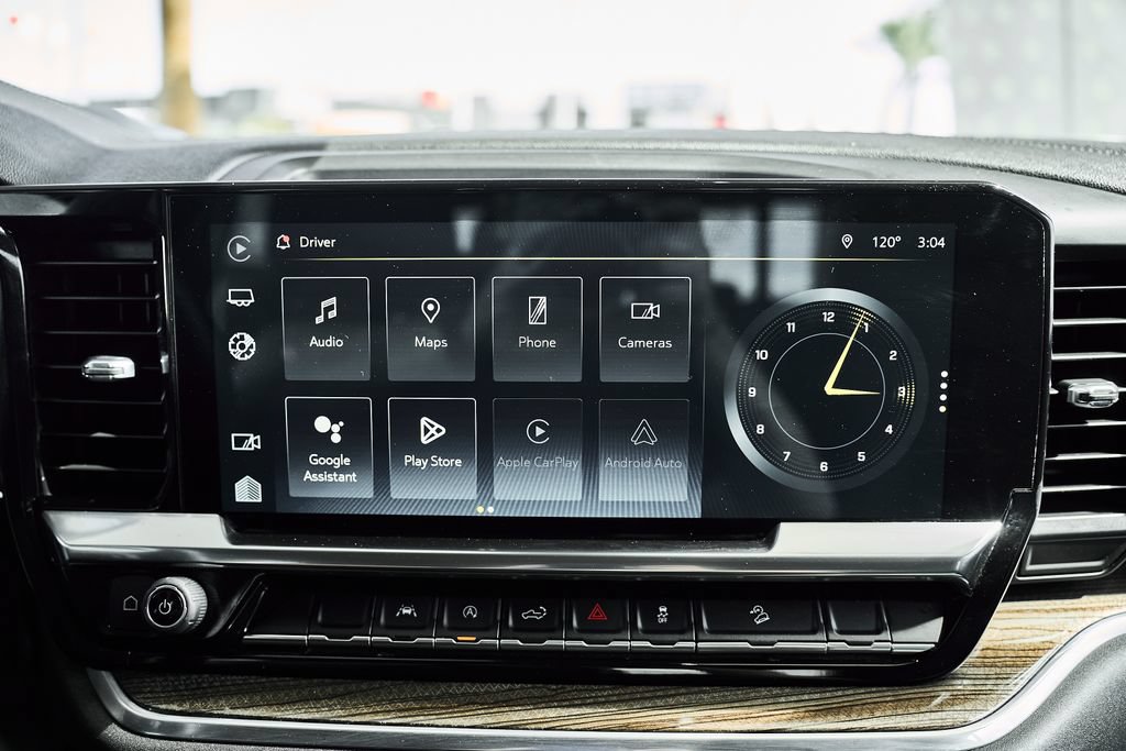 Used 2022 Chevrolet Silverado 1500 LT AWD/4WD image 30
