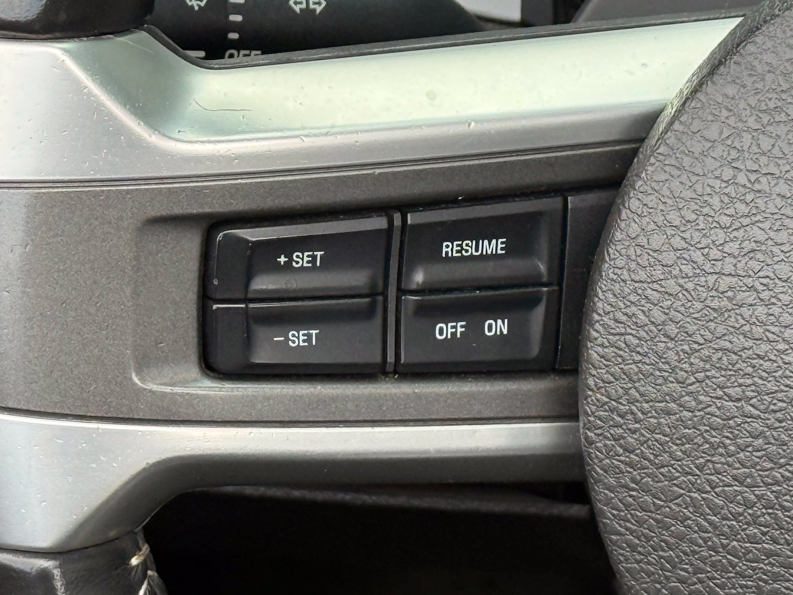 Used 2011 Ford Mustang GT Premium w/ Electronics Pkg RWD image 26