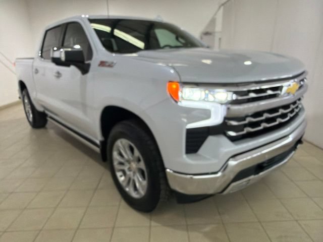 New 2026 Chevrolet Silverado 1500 LTZ w/ Technology Package AWD/4WD image 8