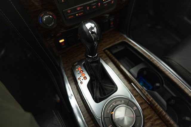 Used 2020 Nissan Armada SL w/ Premium Package image 29