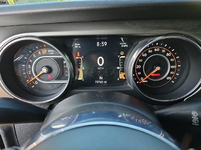 Used 2018 Jeep Wrangler Unlimited Sahara AWD/4WD image 21