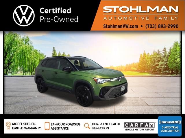 Used 2025 Volkswagen Taos SE AWD/4WD image 1