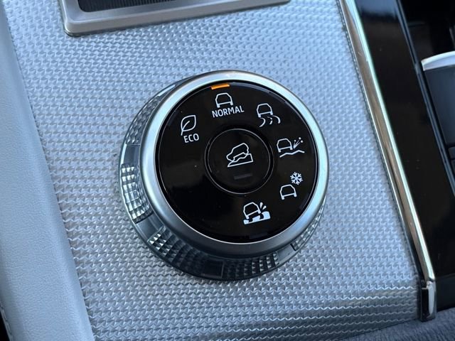 Used 2022 Mitsubishi Outlander SEL image 18