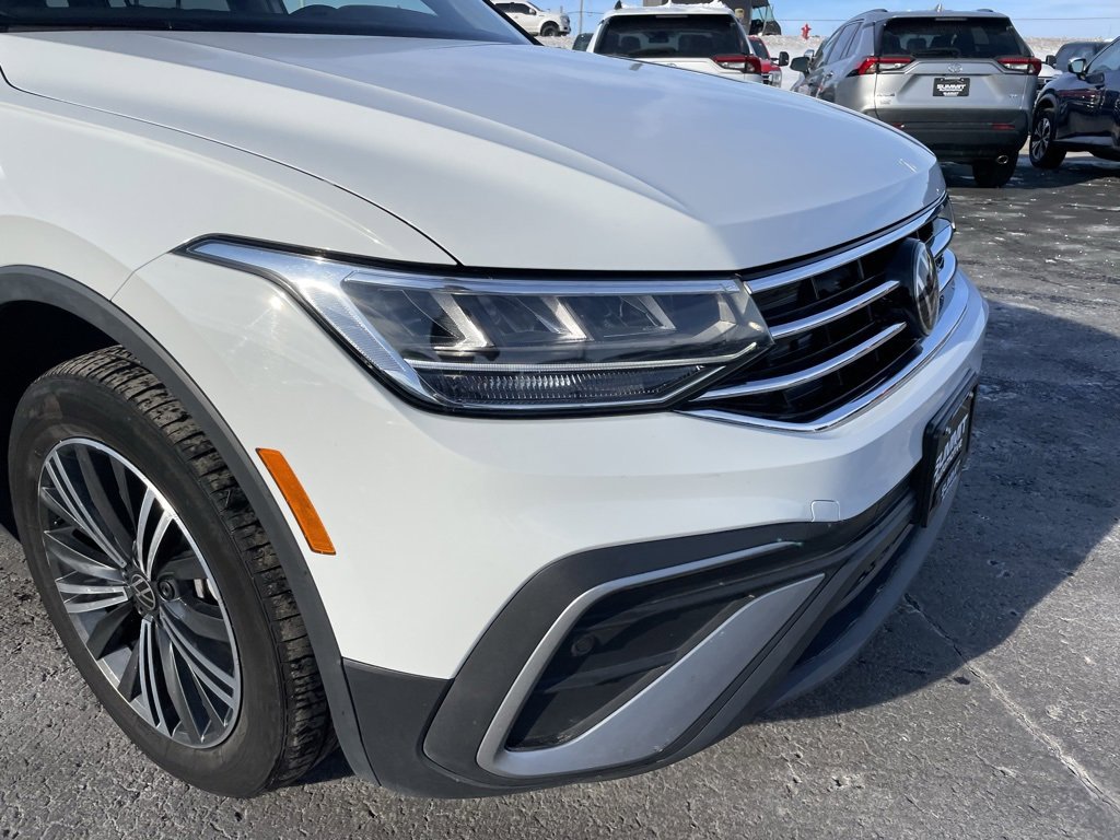 Used 2024 Volkswagen Tiguan Wolfsburg Edition image 36