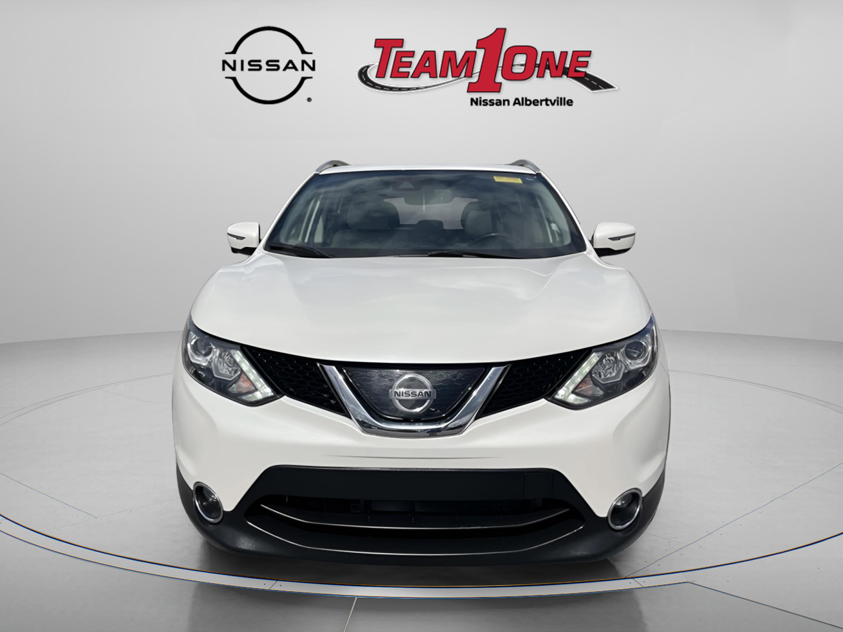 Used 2019 Nissan Rogue Sport SL w/ Premium Package image 2