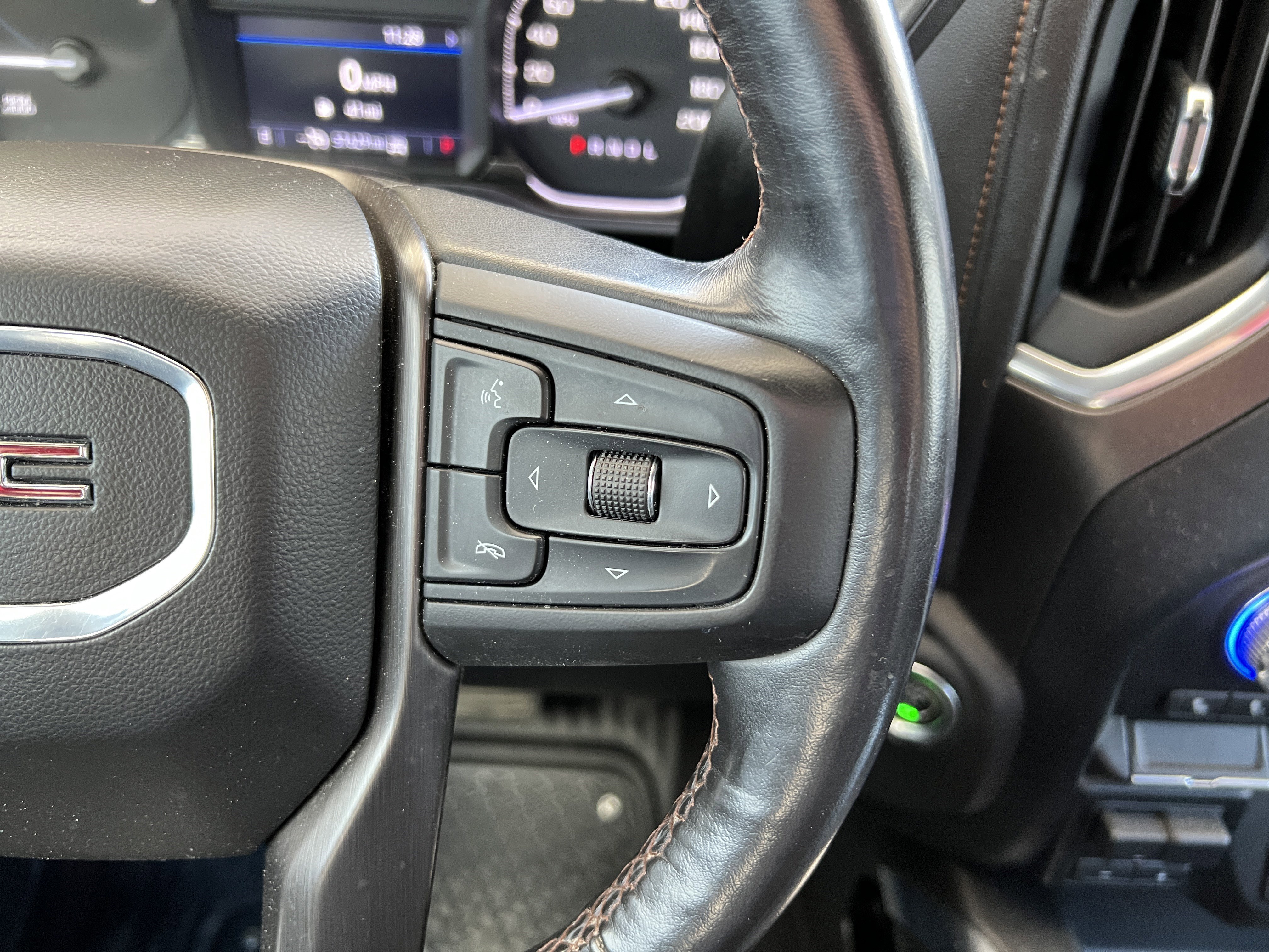 Used 2021 GMC Sierra 1500 AT4 image 28