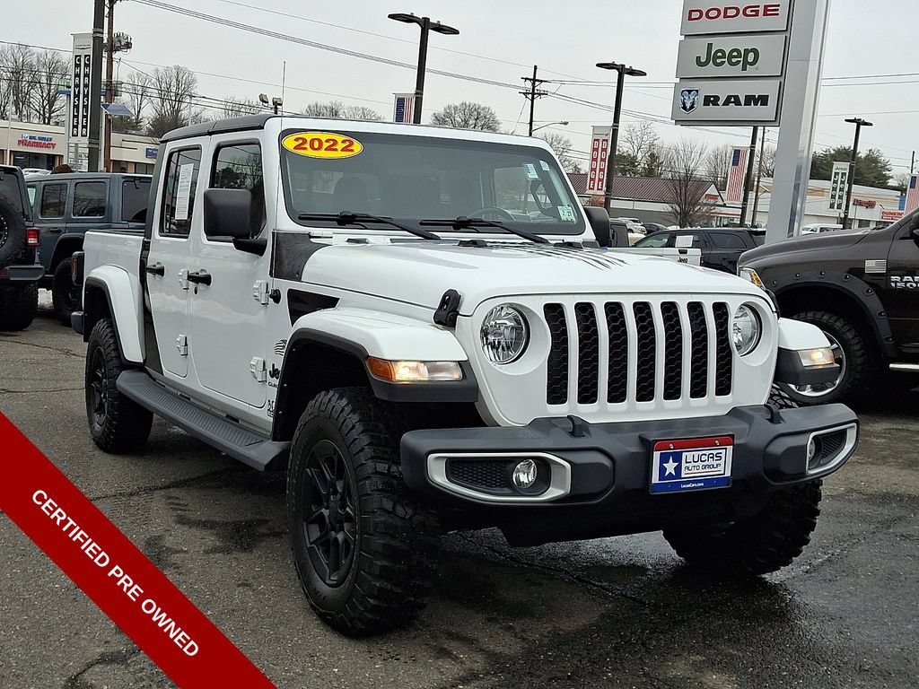 Used 2022 Jeep Gladiator Sport AWD/4WD image 2