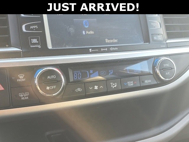 Used 2016 Toyota Highlander Limited image 22