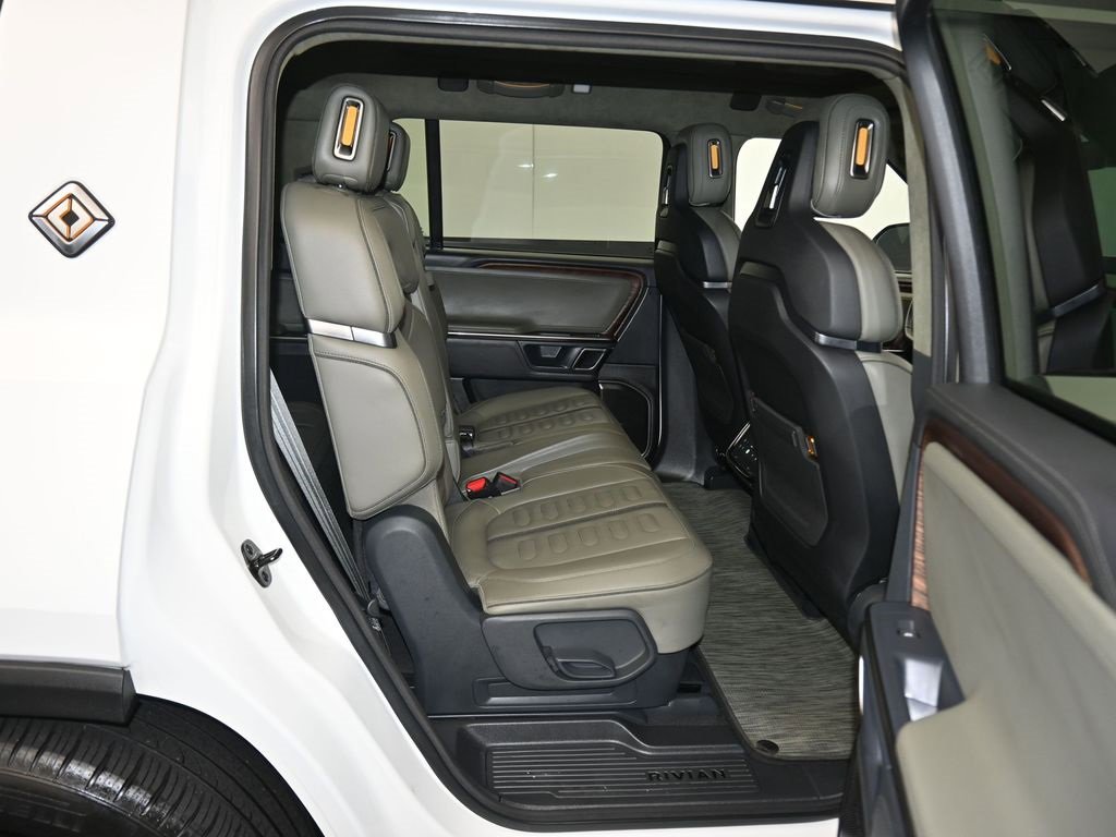 Used 2023 Rivian R1S Launch Edition image 38