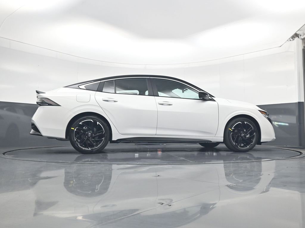 New 2026 Nissan Sentra SR w/ SR Premium Package image 23