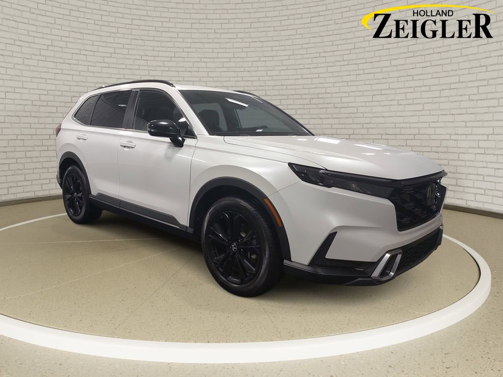 Used 2023 Honda CR-V Sport Touring image 3