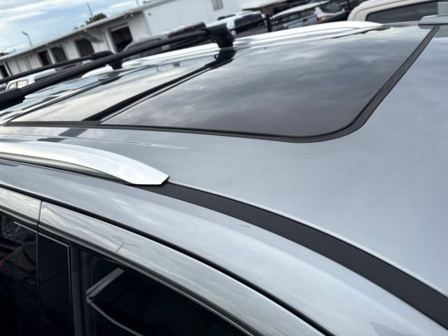 Used 2024 GMC Yukon Denali AWD/4WD image 4