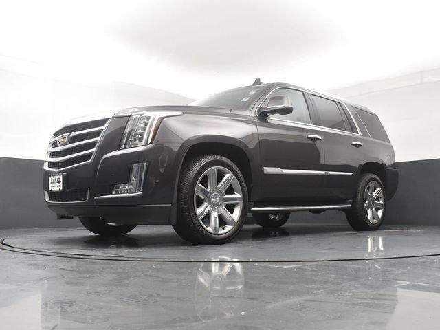 Used 2018 Cadillac Escalade Luxury AWD/4WD image 21