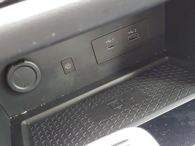 Used 2025 Nissan Pathfinder SL AWD/4WD image 19
