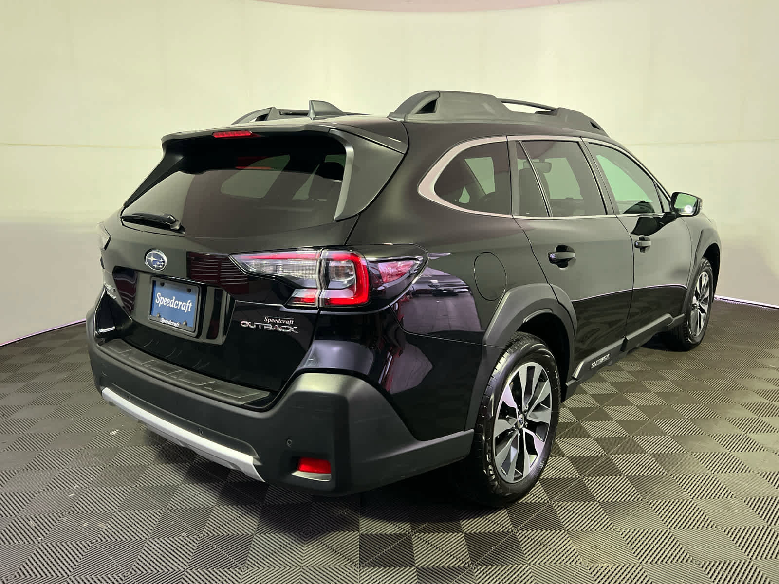 Used 2024 Subaru Outback Limited image 7