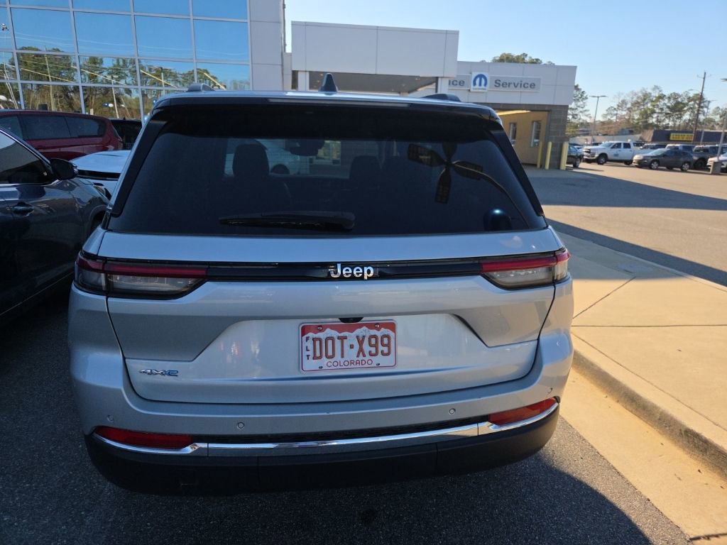 Used 2024 Jeep Grand Cherokee Limited 4xe image 6