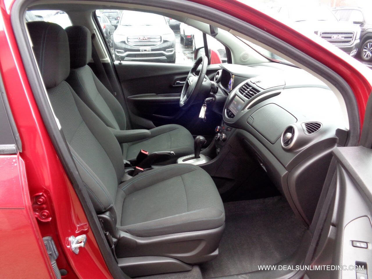 Used 2015 Chevrolet Trax LS AWD/4WD image 20