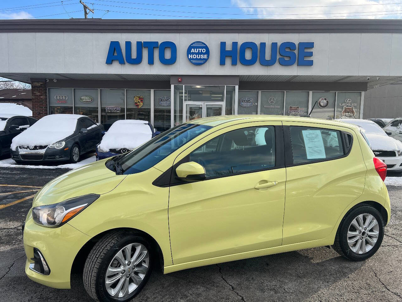 Used 2017 Chevrolet Spark LT image 1