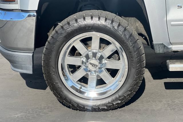 Used 2017 Chevrolet Silverado 1500 LT w/ LT Eassist Package RWD image 34
