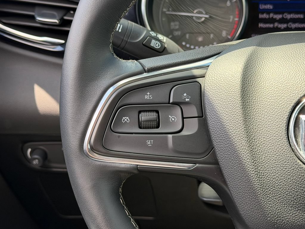 Certified 2023 Buick Encore GX Preferred FWD image 32