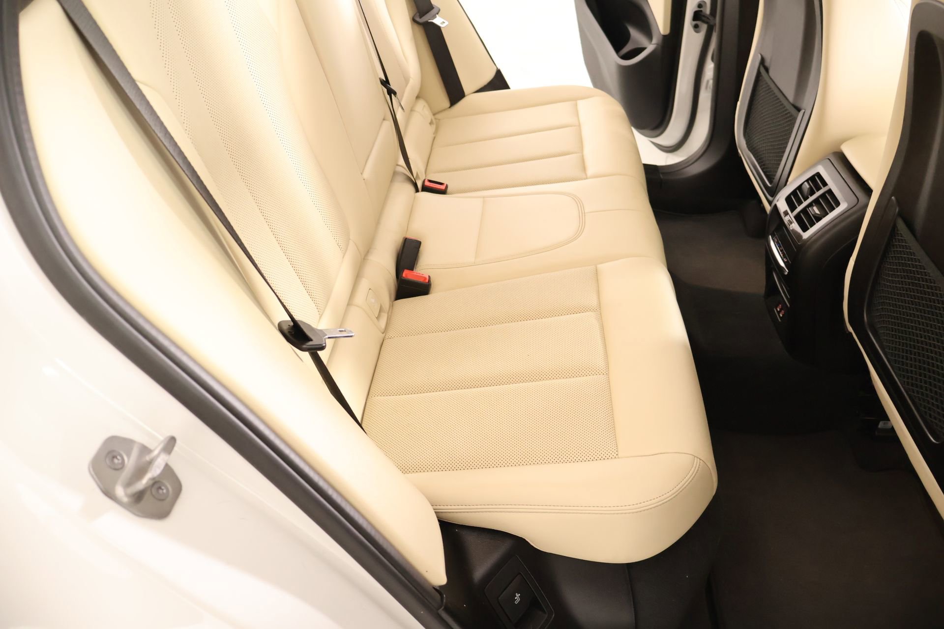 Used 2023 BMW X3 xDrive30i w/ M Sport Package image 15