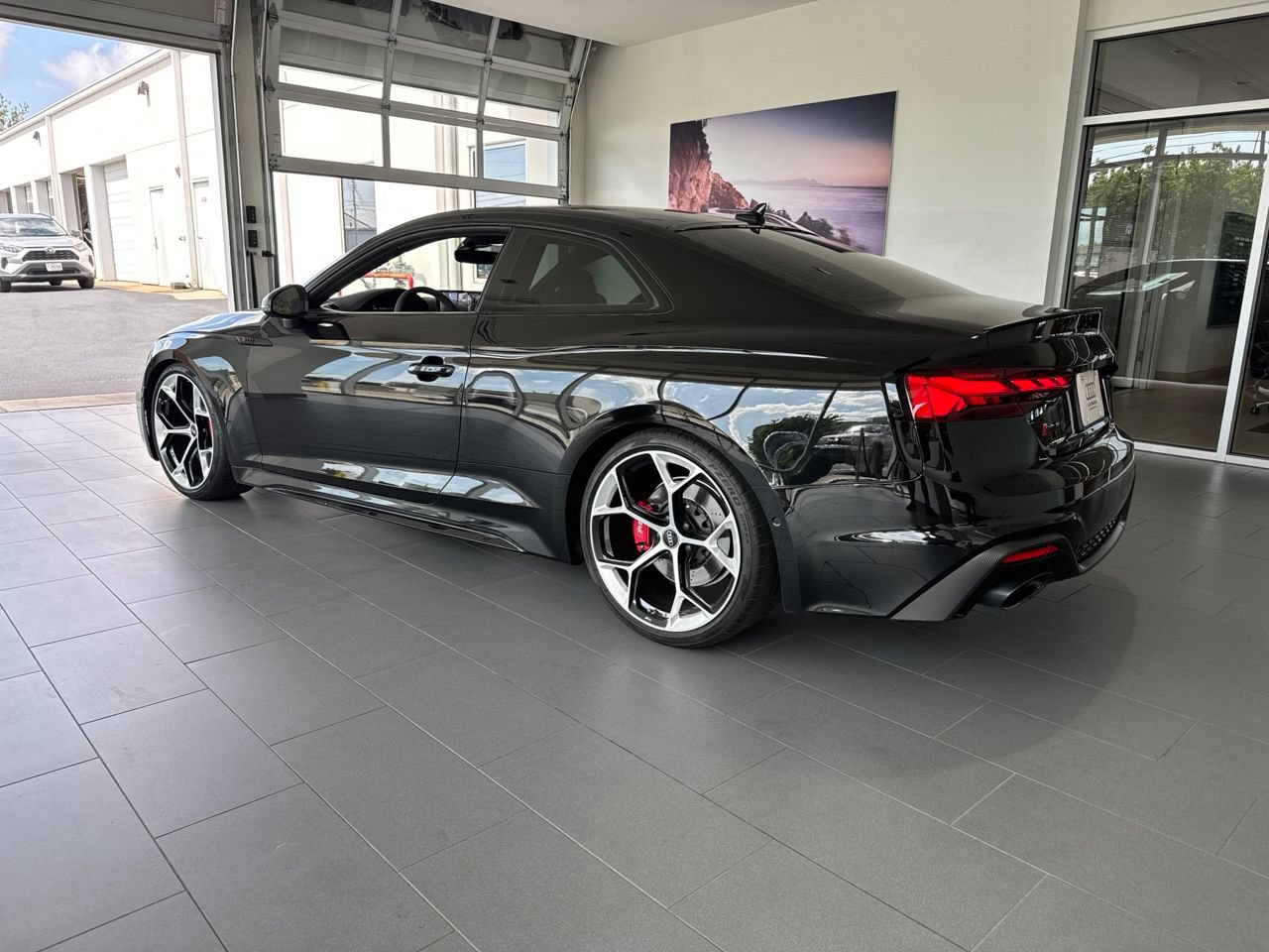 Used 2023 Audi RS 5 AWD/4WD image 5