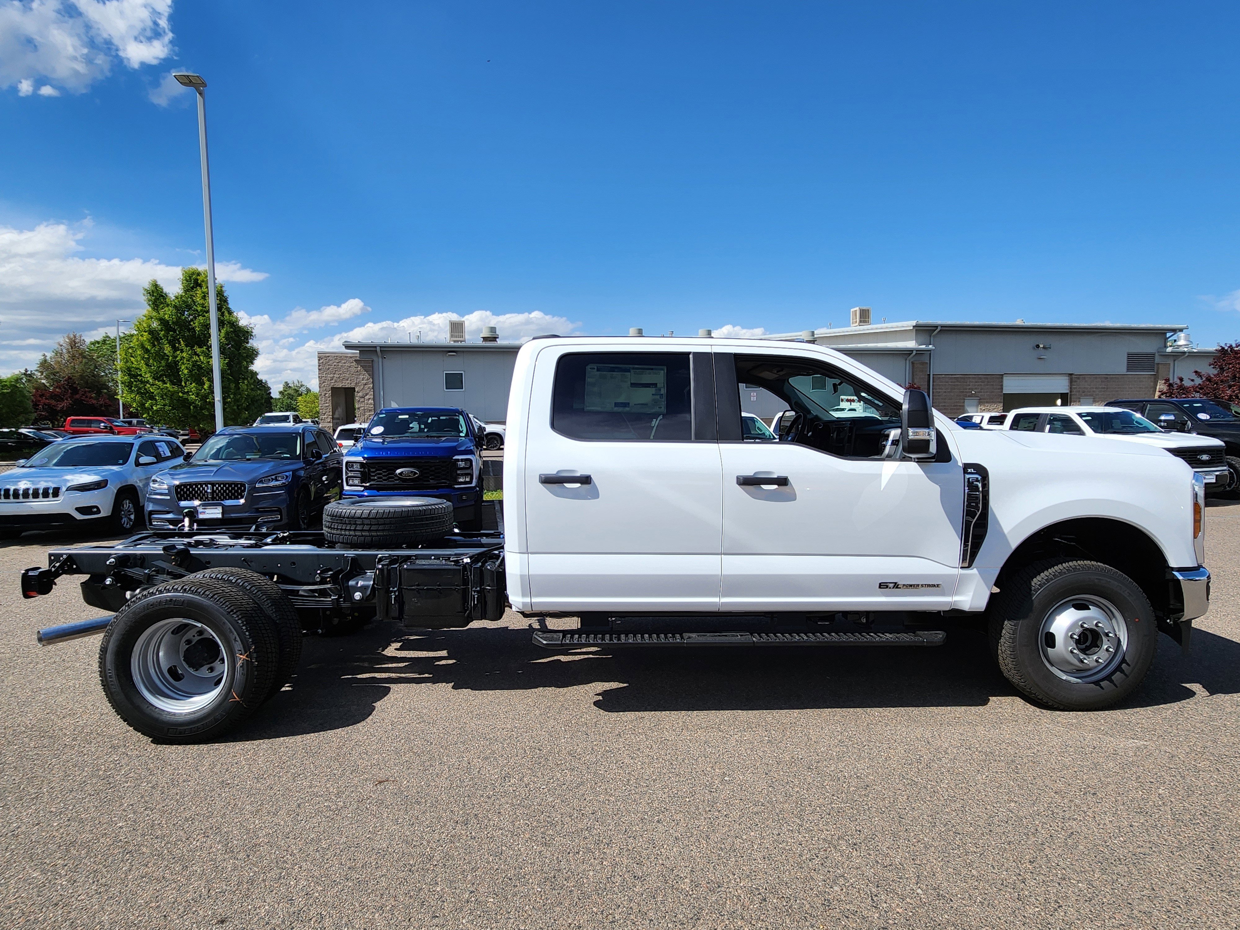 New 2026 Ford F350 XL w/ XL Chrome Package AWD/4WD image 9