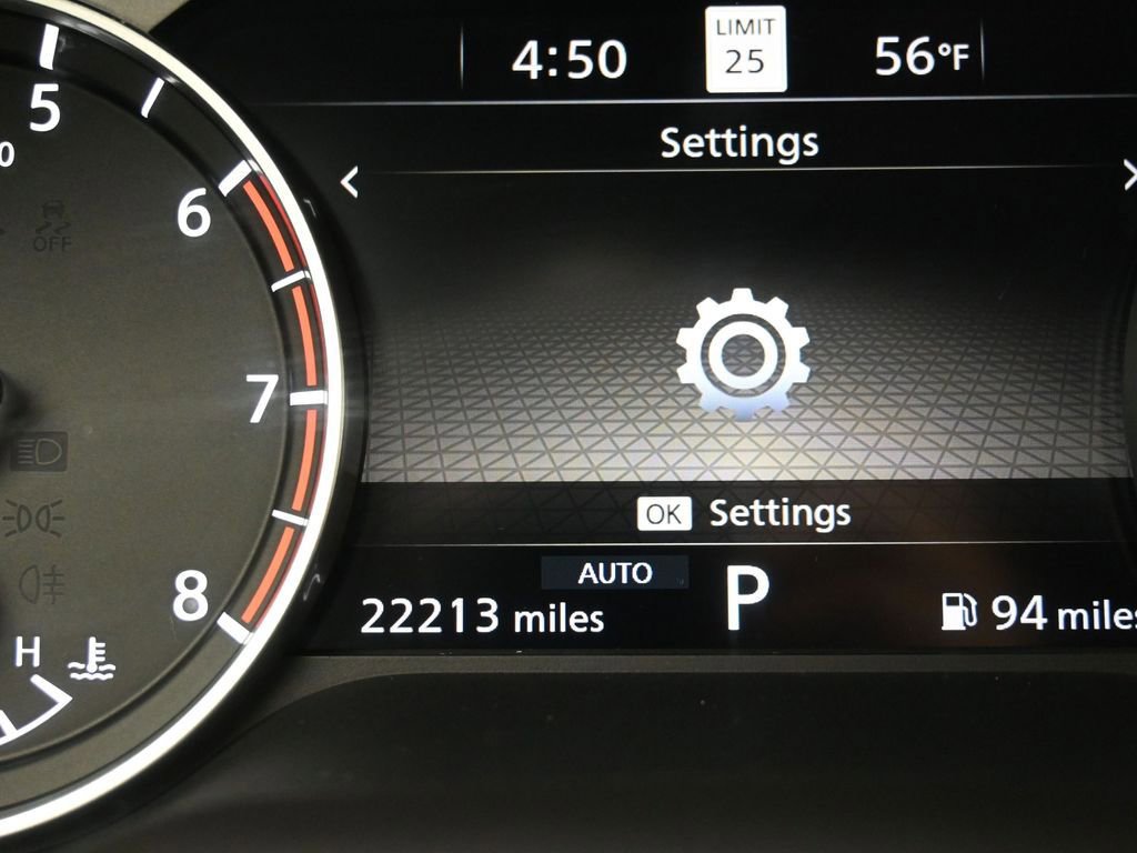 Used 2023 Nissan Rogue SL w/ SL Premium Package image 16