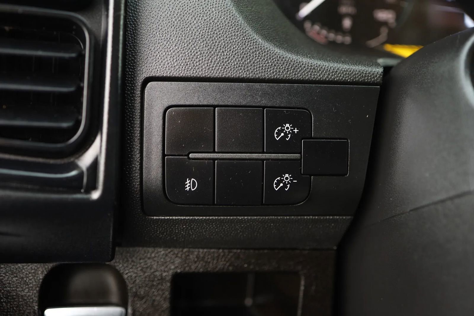 Used 2023 RAM ProMaster 3500 w/ Convenience Group image 17