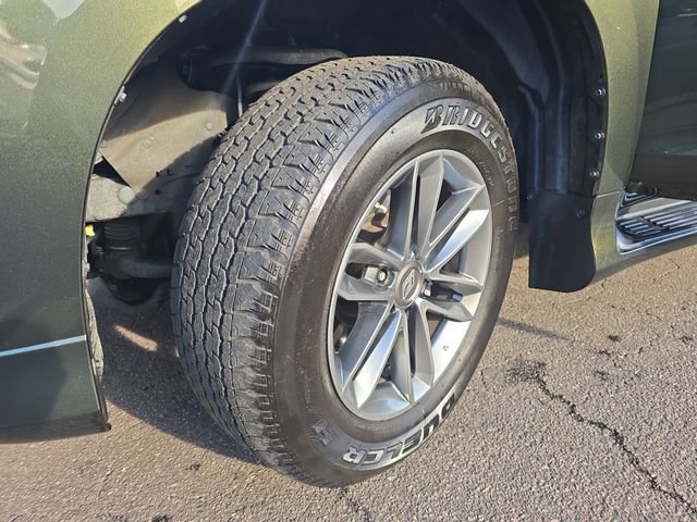 Used 2023 Lexus GX 460 w/ Black Line Special Edition AWD/4WD image 32