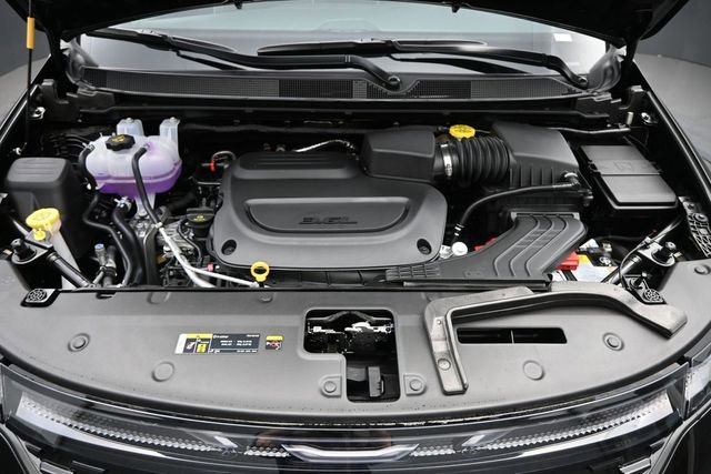 New 2027 Chrysler Pacifica Limited FWD image 41
