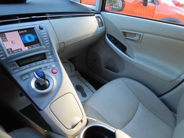 Used 2012 Toyota Prius Four w/ Deluxe Solar Roof Pkg FWD image 21