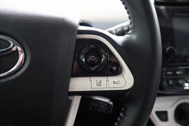 Used 2017 Toyota Prius Three w/ Advanced Technology Package FWD image 17
