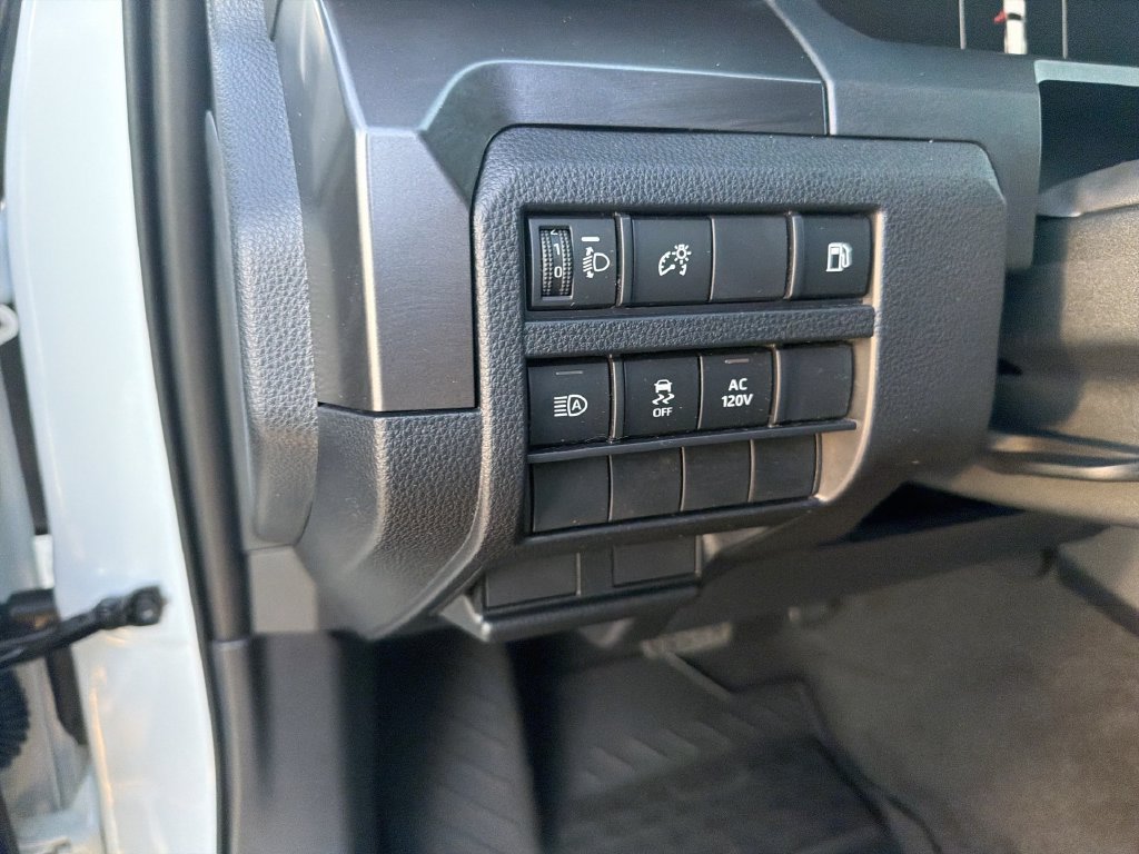 Certified 2025 Toyota 4Runner TRD Off-Road AWD/4WD image 11