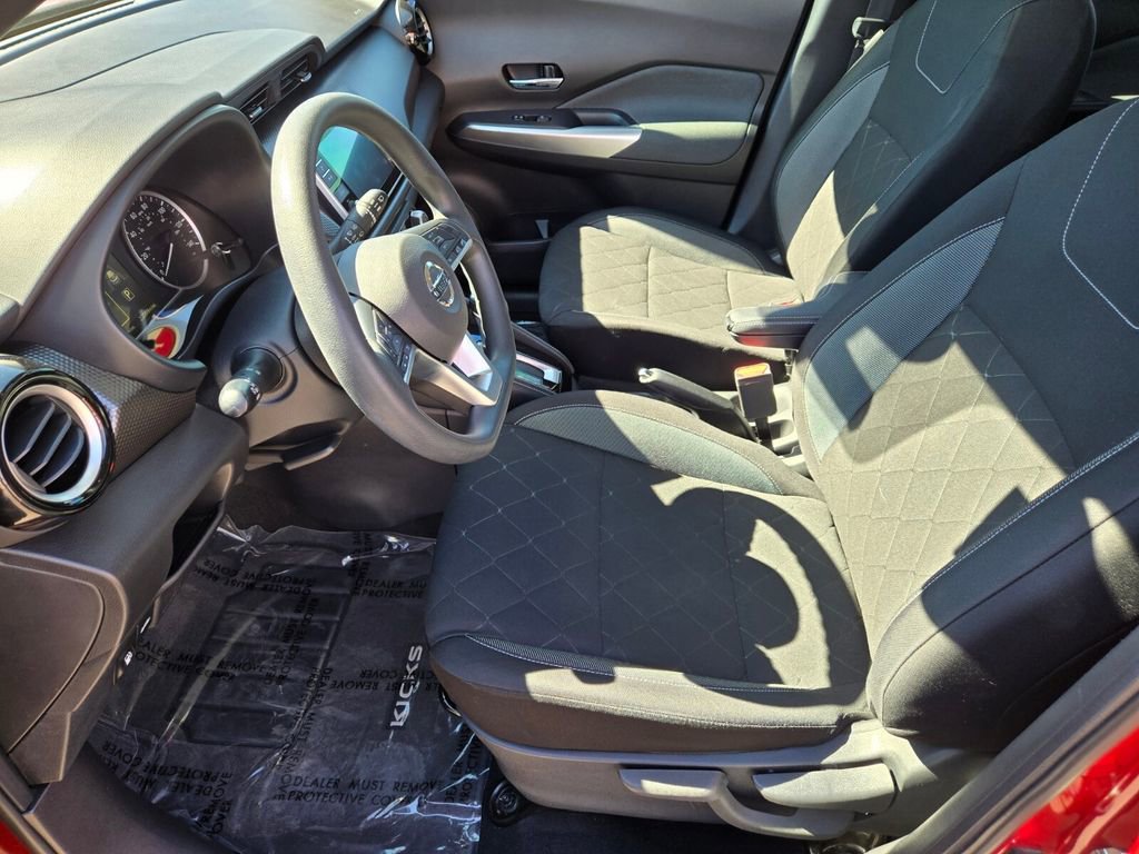 Used 2020 Nissan Kicks SV w/ Exterior Package FWD image 10