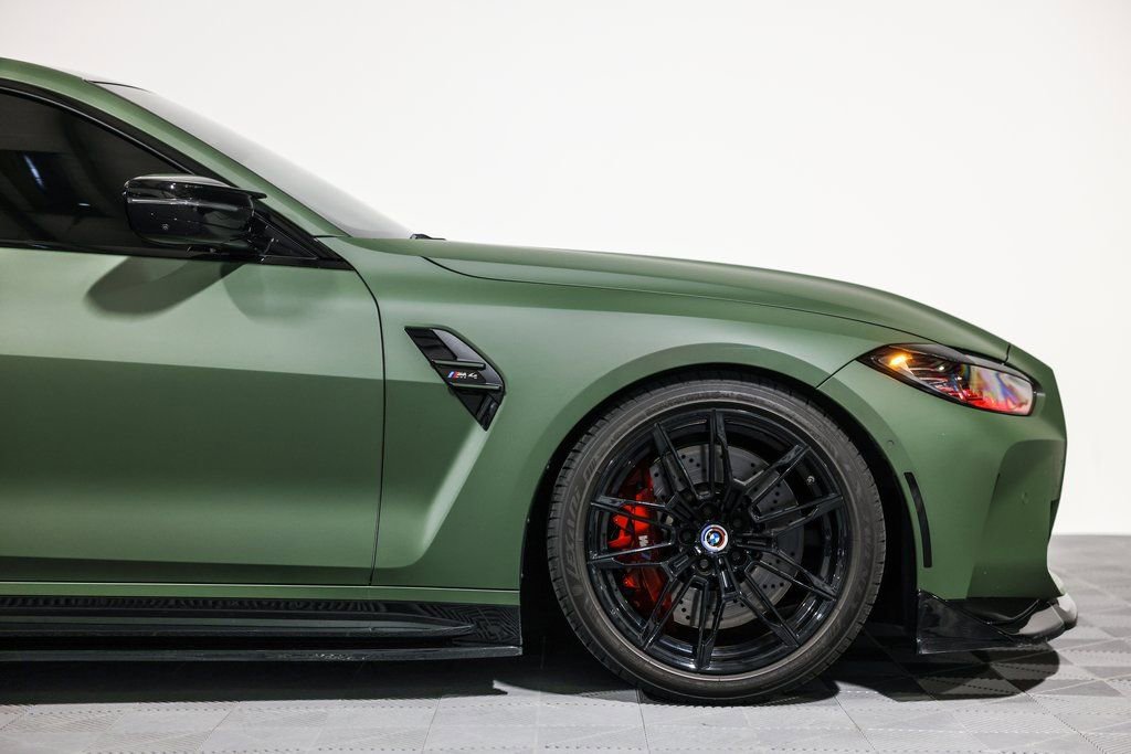 Used 2023 BMW M4 Coupe w/ Executive Package RWD image 3