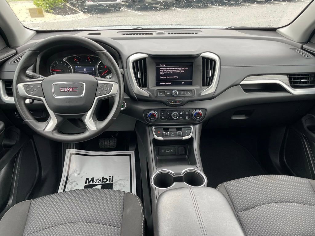Used 2024 GMC Terrain SLE w/ Driver Convenience Package FWD image 22