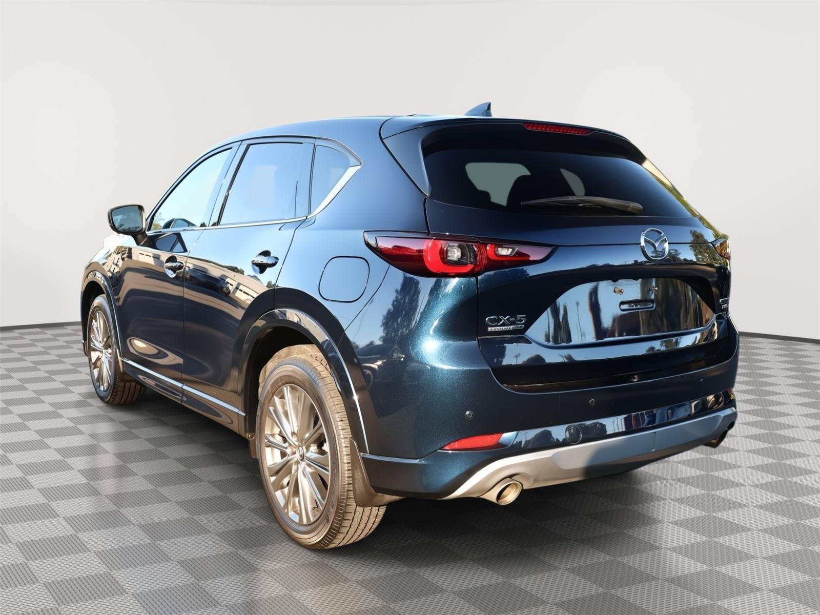 Used 2025 MAZDA CX-5 Signature AWD/4WD image 5