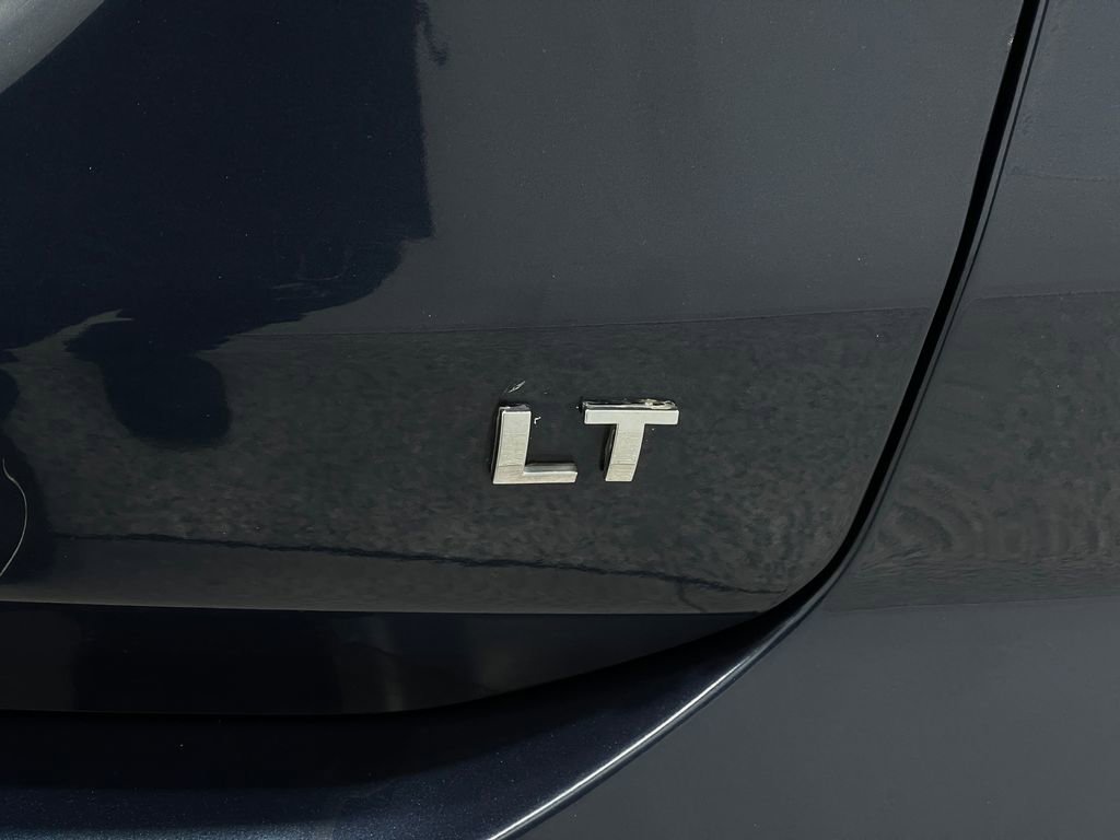 Used 2018 Chevrolet Equinox LT image 39