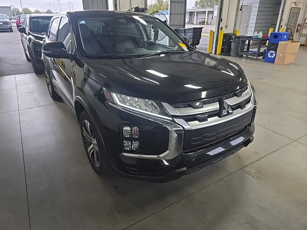 Used 2024 Mitsubishi Outlander Sport SE AWD/4WD image 1